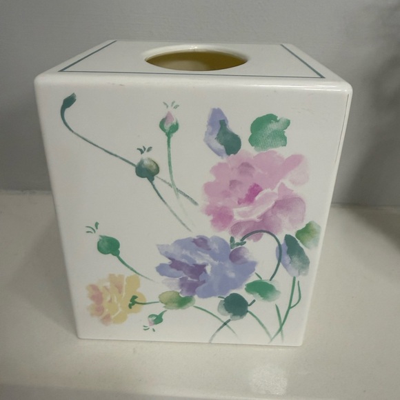Vintage Tissue Box Cover Plastic Andre Richard Floral Pattern Made In Taiwan - Picture 3 of 6